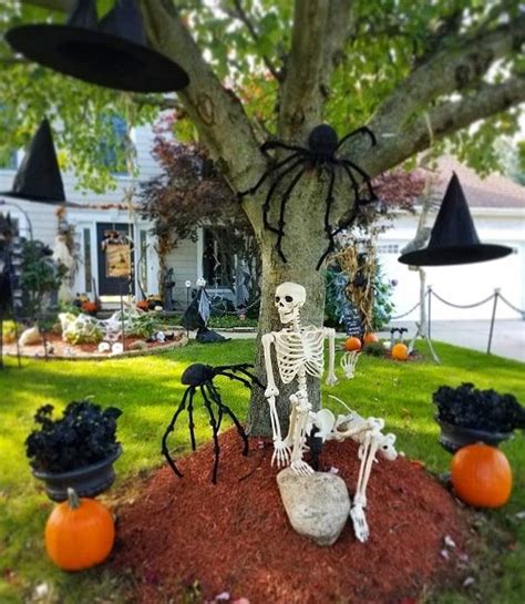 doll halloween yard|halloween front yard ideas.